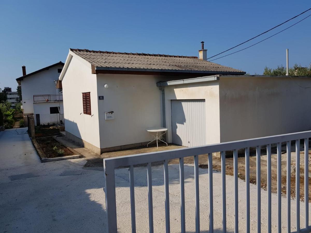 Apartments With A Parking Space Kastel Stafilic, Kastela - 16086 외부 사진