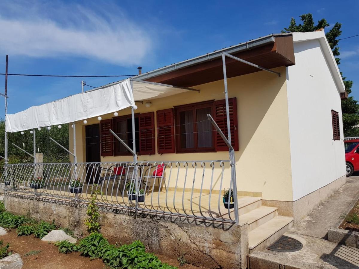 Apartments With A Parking Space Kastel Stafilic, Kastela - 16086 외부 사진